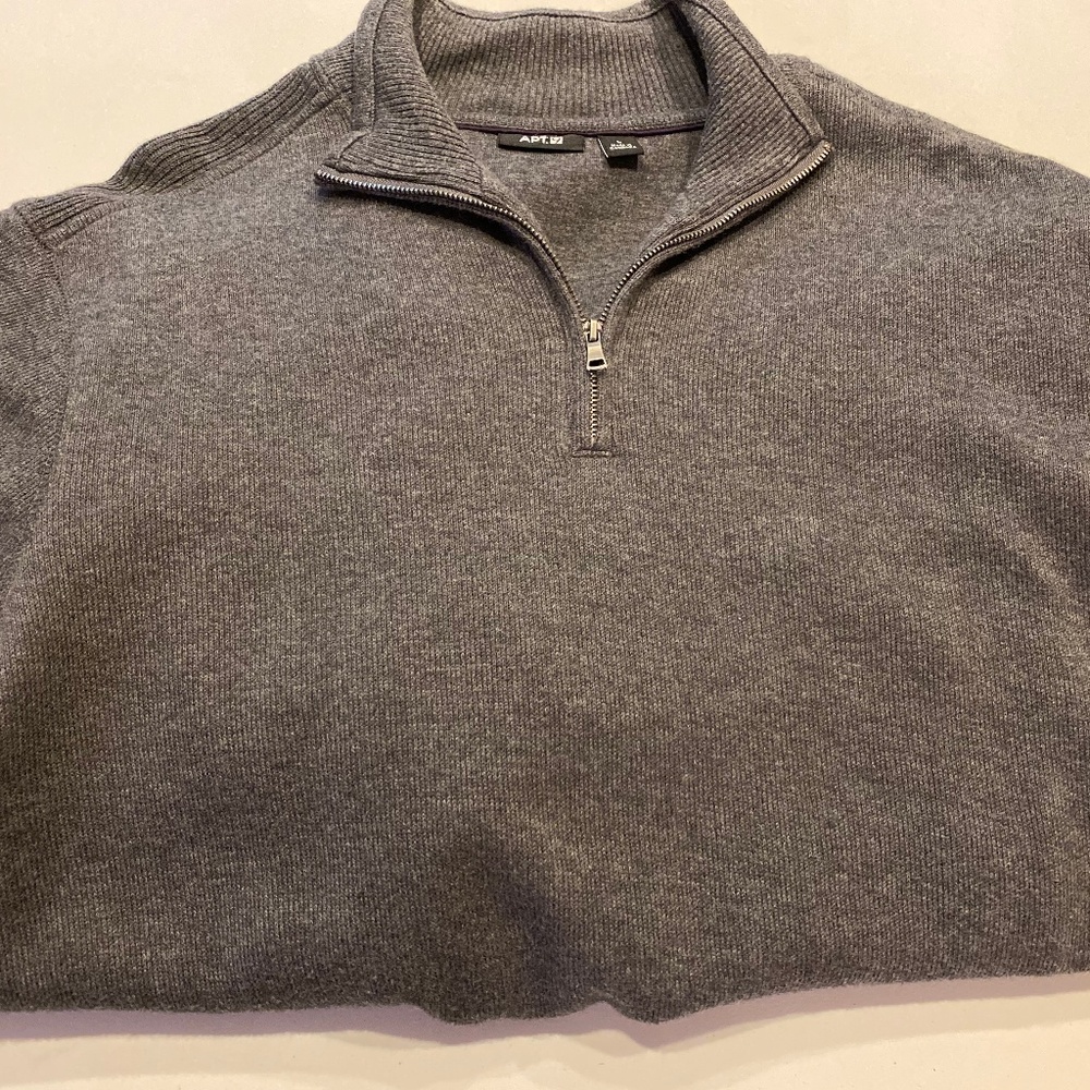 Sweater APT 9